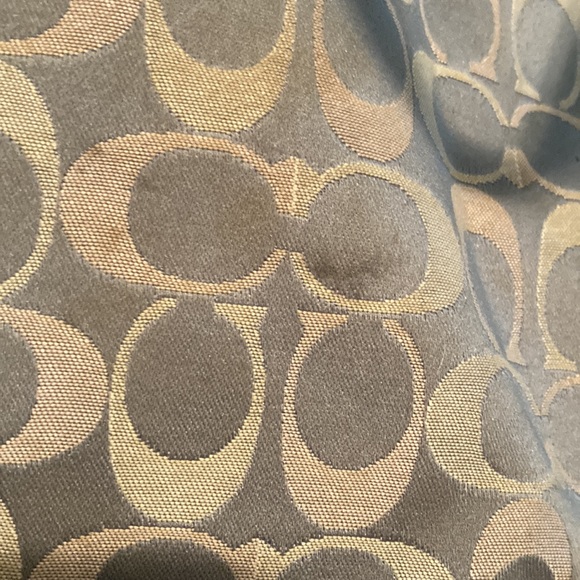 Coach - Vintage Silver/Gray Purse - Picture 6 of 9